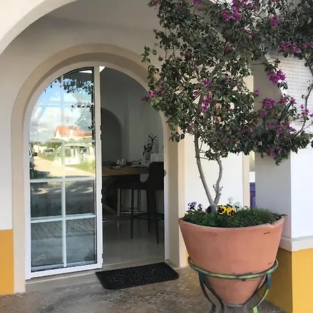 O Patio Fernao Ferro